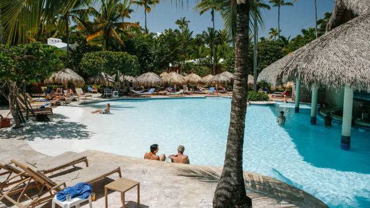 Dos tercios de los extranjeros vacacionó en RD por las playas, hoteles y clima
