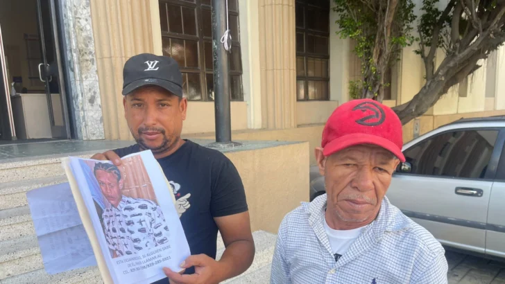 Desaparece adolescente en el Distrito Nacional; familia clama por ayuda para localizarlo