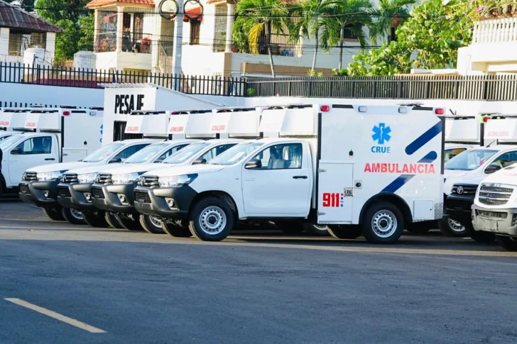 Ministerio de Defensa entrega primer lote de ambulancias fabricadas por la industria militar dominicana