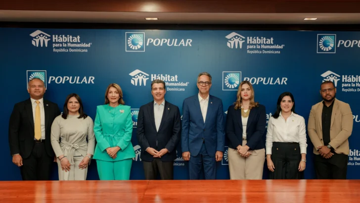 Banco Popular donará US$ 100,000 para el proyecto “Pisos para Jugar” Banco Popular donará US$ 100,000 para el proyecto “Pisos para Jugar”