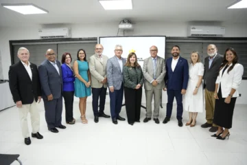 El 60 % de las cámaras de comercio del país ya ofrecen servicios en línea El 60 % de las cámaras de comercio del país ya ofrecen servicios en línea