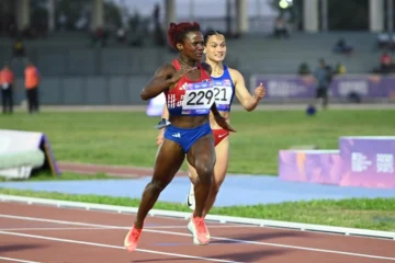 Liranyi Alonzo y Yeral Núñez a la final