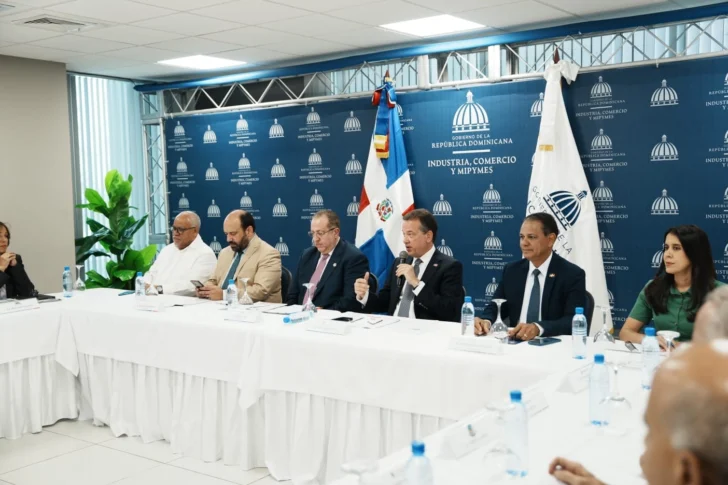 Gobierno dialoga con mipymes para impulsar y fortalecer el tejido productivo nacional
