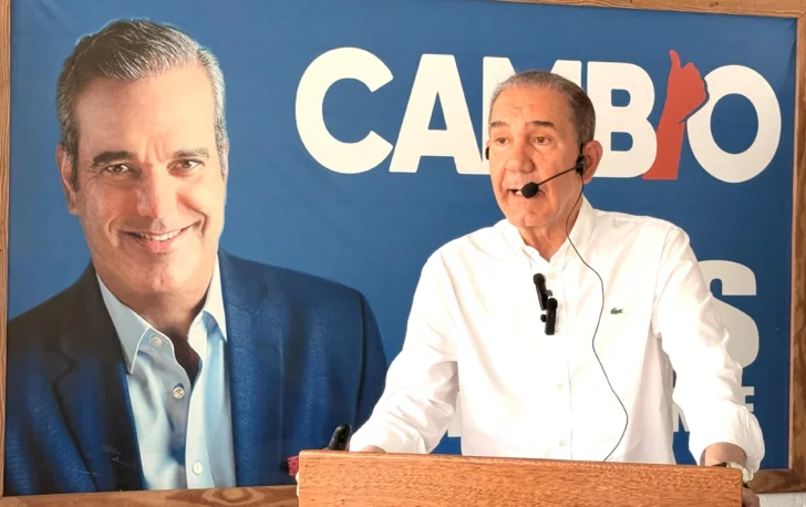 García Fermín rechaza ataques de Leonel Fernández contra el gobierno del PRM