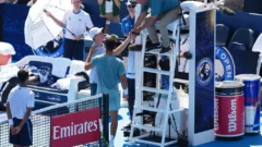 Alcaraz conquista su primer Masters 1000 en Cincinnati tras el retiro de Sinner