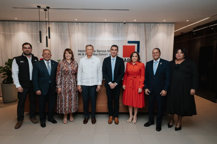 RD tiene amplias oportunidades de potenciar el impacto de las remesas en su economía