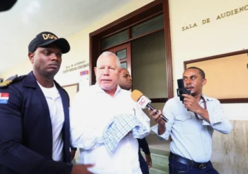 Rafael Guerrero queda en libertad, con grillete electrónico e impedimento de salida de R. D.