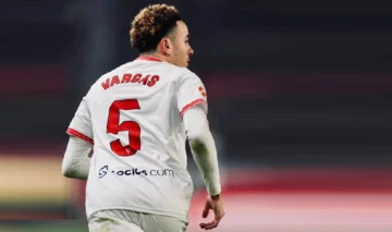Vuelve tras lesión el suizo-dominicano Vargas, aún no inscrito en el Sevilla