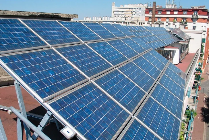 Aprobada instalación de energía renovable en edificios públicos y privados