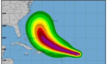 Puerto Rico, bajo advertencia de inundaciones repentinas por la tormenta tropical Erin