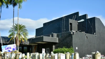 Vecinos exigen solución al abandono del edificio Jet Set