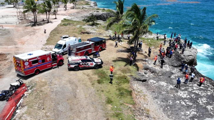 Vehículo cae al mar Caribe cerca del Helipuerto de Santo Domingo; confirman un fallecido