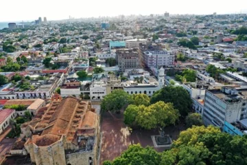 Santo Domingo: Ciudad Primada de América y centro de mayor atracción-concentración de población del Caribe