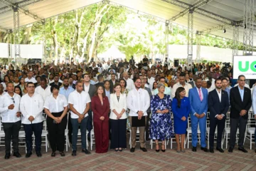 Vicepresidenta destaca importancia de zonas francas y Mipymes