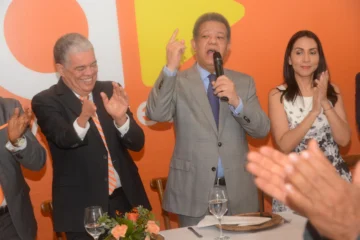 Leonel dice que el PRM es un gran fracaso