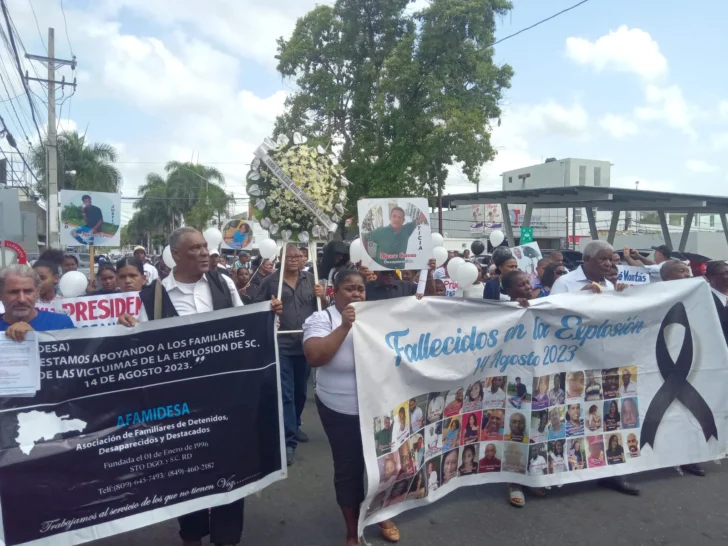Familiares de víctimas de explosión en San Cristóbal reclaman justicia a dos años de la tragedia