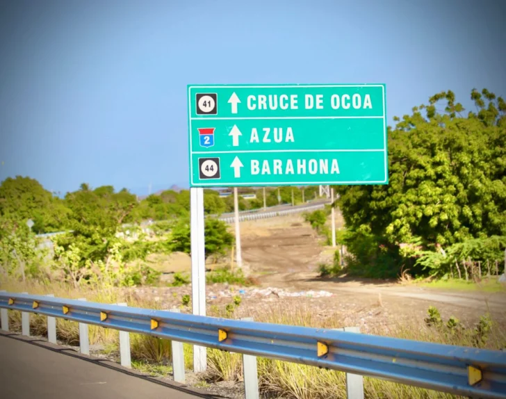 Abinader deja inaugurada circunvalación de Baní de 19.8 kilómetros