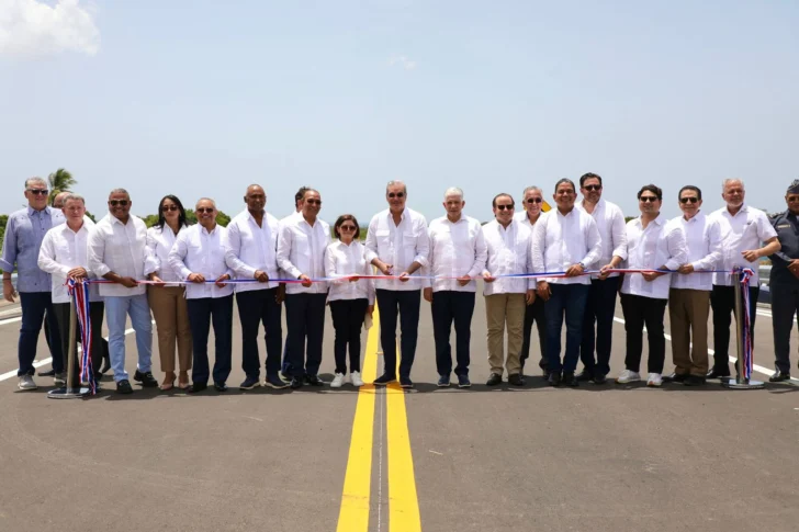 Abinader deja inaugurada circunvalación de Baní de 19.8 kilómetros