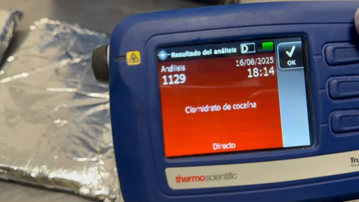Detienen extranjero intentó viajar a España con tres láminas de cocaína oculta en maleta