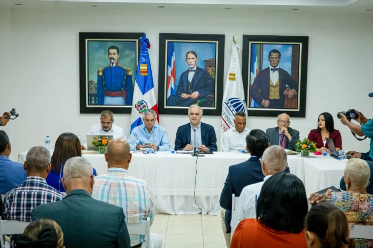 Acuerdan garantizar un regreso a clases organizado y centrado en los aprendizajes