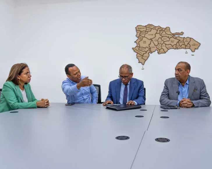 Gabinete de Transporte implementa plan para mejorar tránsito en regreso a clases 2025-2026