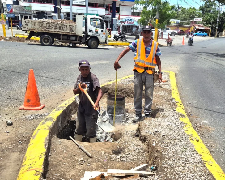Inician instalación de semáforos inteligentes en San Francisco de Macorís
