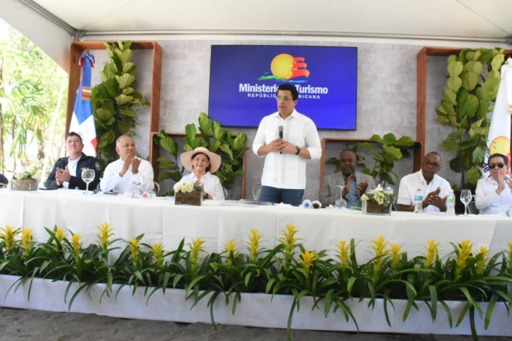 Inician trabajos de remozamiento playa Linda en Nizao