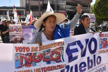 Gobierno de Bolivia dice priorizó elecciones antes que captura de Evo Morales