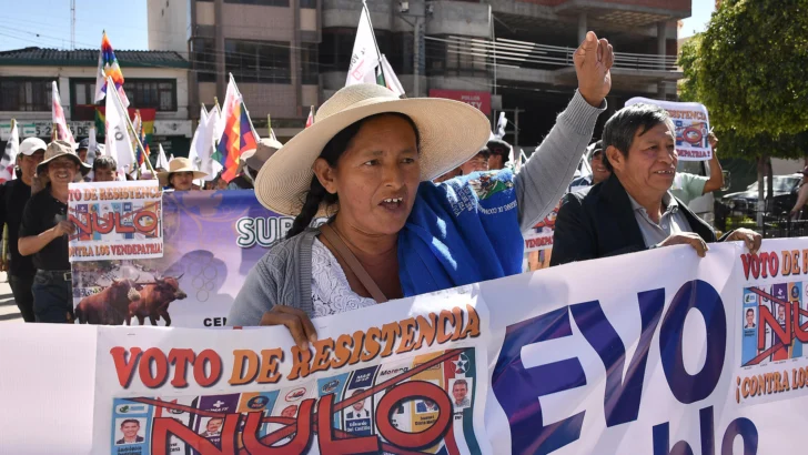 Gobierno de Bolivia dice priorizó elecciones antes que captura de Evo Morales