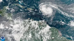 La tormenta Erin se intensifica rápidamente en el Atlántico y se convierte en huracán de categoría 5