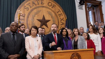 'Gerrymandering': por qué un nuevo mapa electoral hizo que los legisladores demócratas huyeran de Texas y puedan ser arrestados