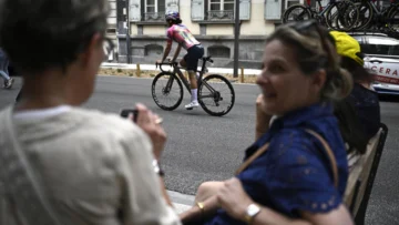 El Tour de Francia femenino, entre el éxito y la brecha de género El Tour de Francia femenino, entre el éxito y la brecha de género