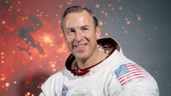 "Houston, tenemos un problema": muere Jim Lovell, el heroico astronauta que logró llevar al Apolo 13 a salvo de regreso a la Tierra
