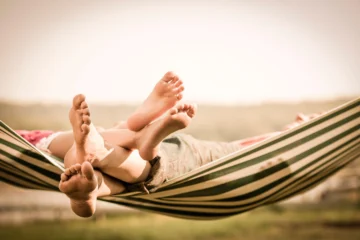 Cómo fortalecer los músculos de tus pies puede mejorar cómo mueves todo tu cuerpo (y 3 ejercicios fáciles para lograrlo)