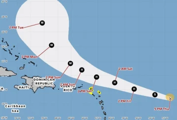 EEUU advierte de inundaciones y deslizamientos de tierra en Puerto Rico por Erin