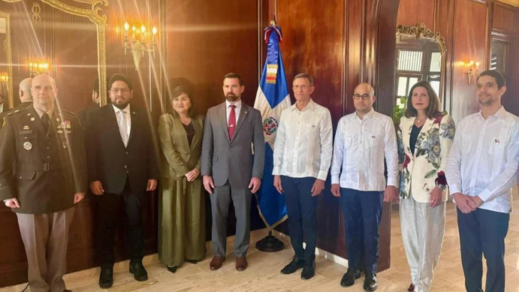 Delegación de EE. UU. visita RD para fortalecer cooperación en seguridad y desarrollo
