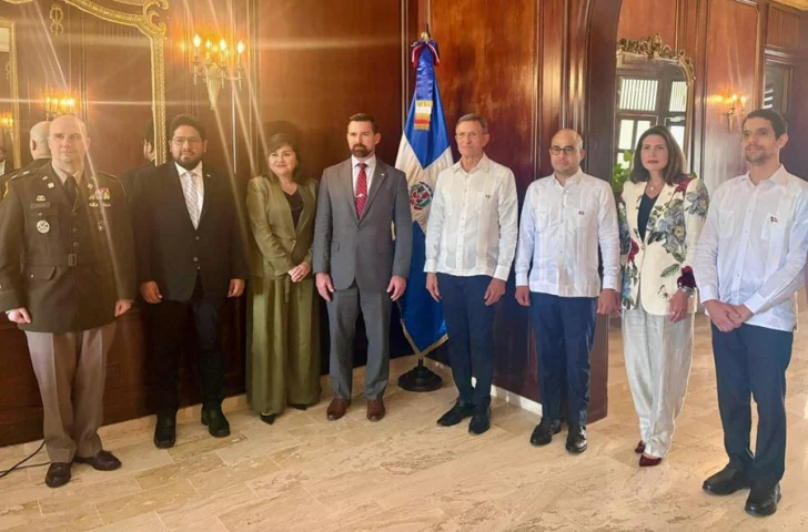 Delegación de EE. UU. visita RD para fortalecer cooperación en seguridad y desarrollo