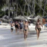 Factores económicos y geopolíticos plantean retos al turismo procedente de Estados Unidos