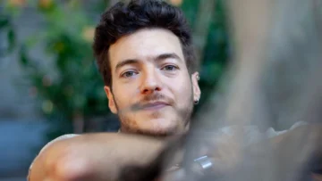 'Los millonarios de Silicon Valley tienen propuestas mesiánicas, pero no dejan de ser negocios que benefician solo al 1% de la humanidad'