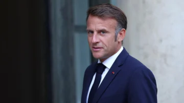 Macron busca un nuevo primer ministro tras la inminente dimisión de Bayrou