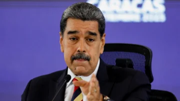 Maduro afirma que Venezuela encara la mayor amenaza continental en un siglo por el despliegue naval de EE. UU.