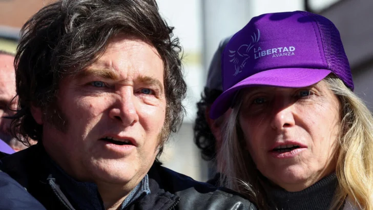 Prohíben difusión de audios de Karina Milei; el Gobierno pide allanar medio de comunicación tras la filtración