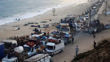 Ciudad de Gaza: Israel advierte que desplegará una fuerza sin precedentes mientras miles huyen hacia el sur