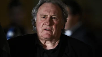 Gérard Depardieu va a juicio en Francia acusado de violar a la actriz Charlotte Arnould