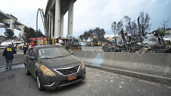 Ciudad de México: tres muertos y decenas de heridos al explotar un camión que transportaba gas