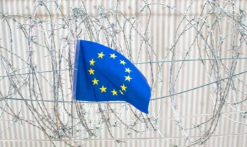 Inmigración: cómo en 10 años en Europa se pasó de la política de acogida de Merkel a hablarse de una 