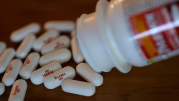La oposición de los científicos a la recomendación de Trump de que las mujeres embarazadas no consuman paracetamol por el riesgo de autismo