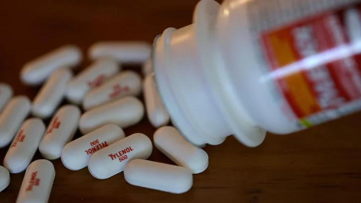 La oposición de los científicos a la recomendación de Trump de que las mujeres embarazadas no consuman paracetamol por el riesgo de autismo