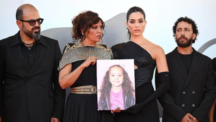 'La Voz de Hind Rajab', la película sobre la agónica muerte de una niña palestina en Gaza que recibió una ovación de casi media hora en el Festival de Venecia