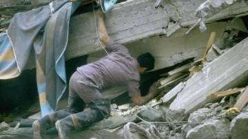 'No corro, no grito, no empujo': qué cambió en Ciudad de México tras el devastador terremoto que dejó miles de muertos hace 40 años